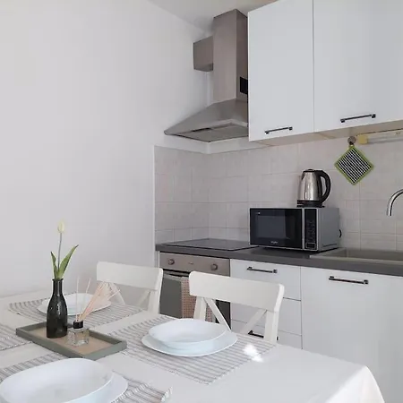 Prelas Apartment